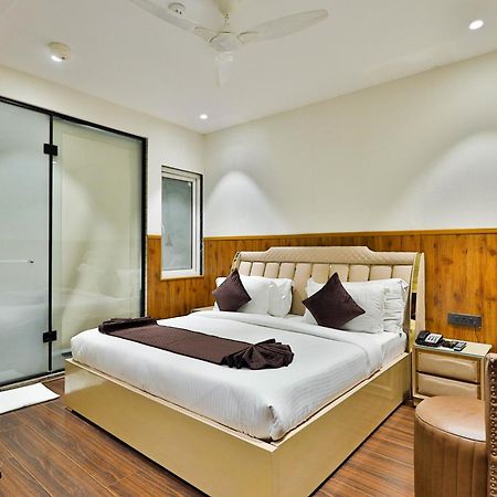 Clay Inn Hotels, Paschim Vihar Делі Екстер'єр фото