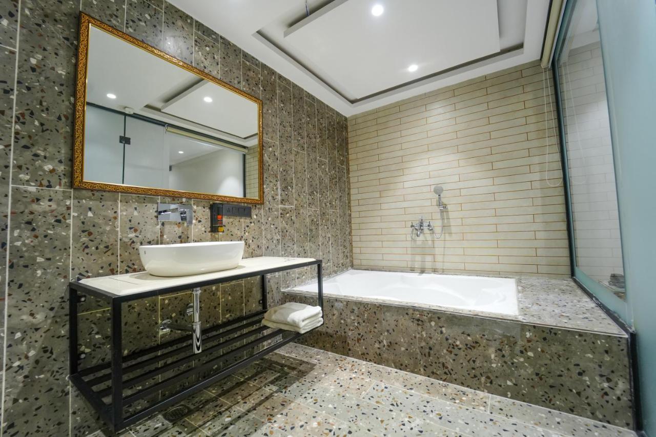 Clay Inn Hotels, Paschim Vihar Делі Екстер'єр фото